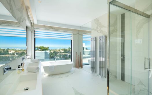 Stunning modern villa in Nagueles