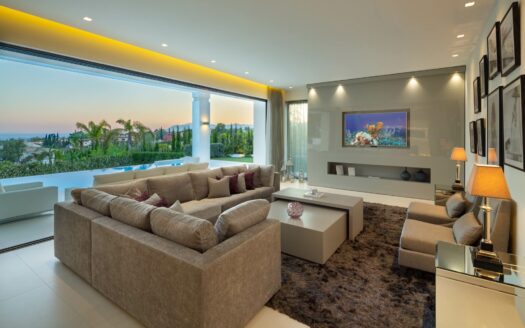 Stunning modern villa in Nagueles