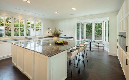 High-Quality Family Home in Exclusive Community