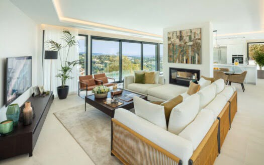 La Quinta’s Contemporary Architectural Gem