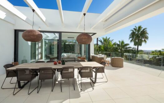 Contemporary Masterpiece in La Cerquilla