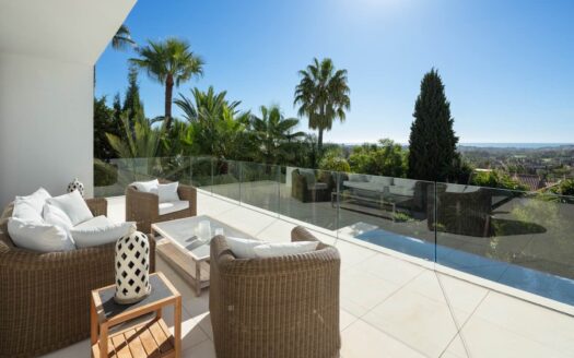 Contemporary Masterpiece in La Cerquilla