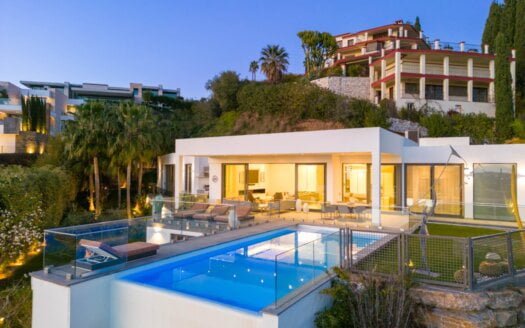 Luxurious Villa in Gated Community