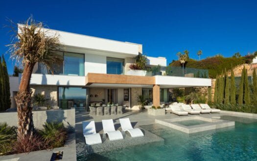 Brand new villa in the Hills