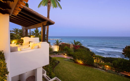 Stunning duplex in Puente Romano Resort