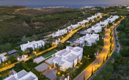 Charming villa with golf views