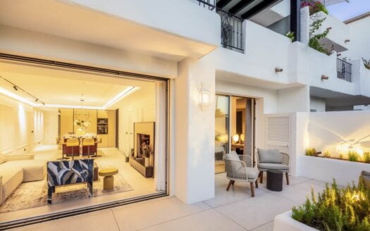 Ground-Floor Apartment in Puente Romano