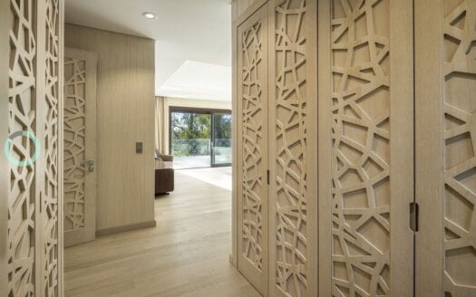 Golf villa in Nueva Andalucia