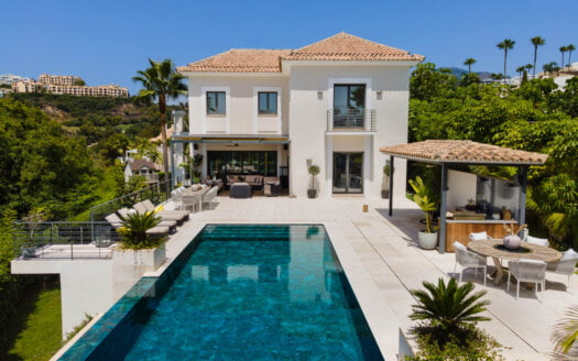 Superb Contemporary Villa