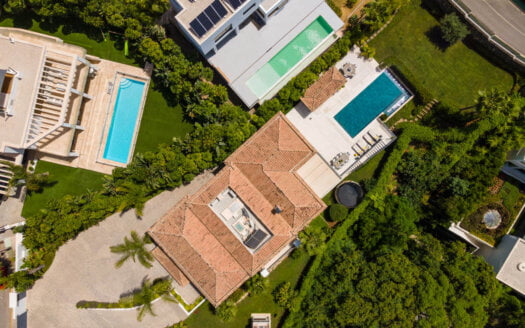 Superb Contemporary Villa