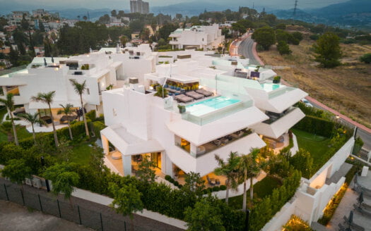 Exceptional semi-detached villa