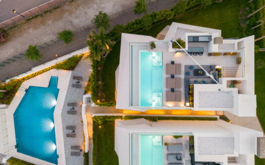 Exceptional semi-detached villa