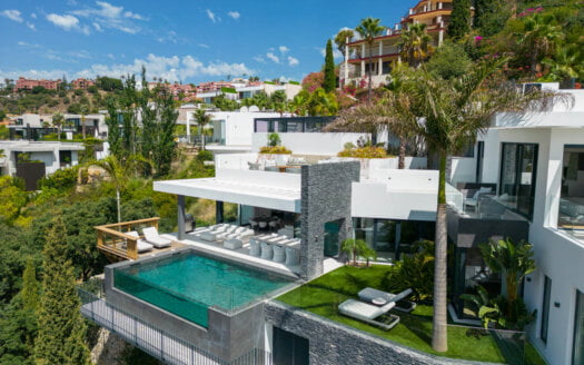 Exquisite Newly Built Villa