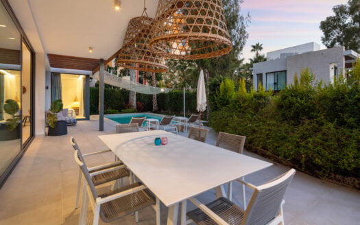 Remodeled home in the heart of the New Golden Mile