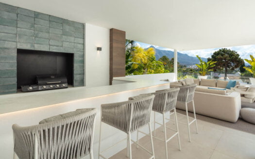 Stunning modern villa in the Golf Valley