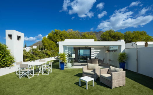 Exquisite Duplex Penthouse