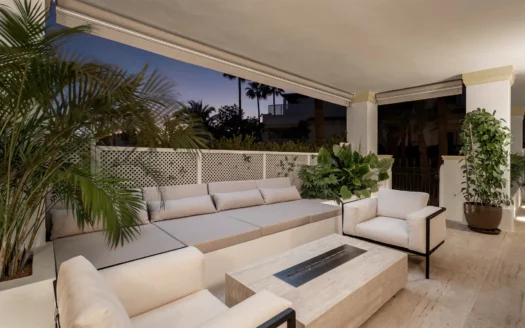 Luxury spacious apartment in Marbella’s Golden Mile
