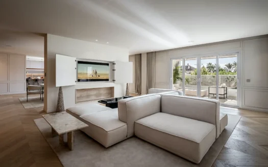 Luxury spacious apartment in Marbella’s Golden Mile