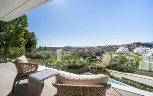 Superb villa with a prime location in Nueva Andalucía