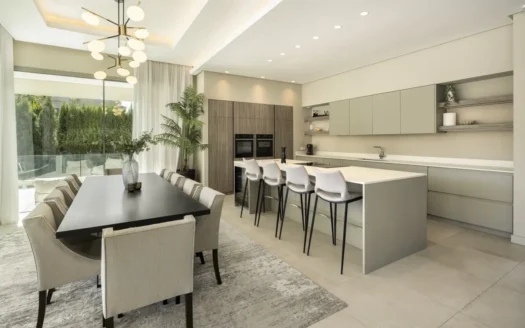 Architectural Marvel in Nueva Andalucía