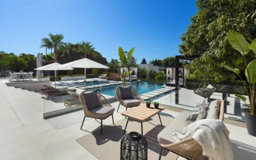 Exquisite refurbished villa