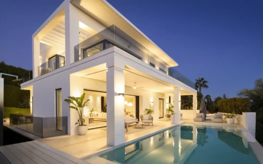 Modern Luxury Villa In Nagueles
