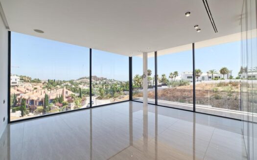 Nestled in the prestigious Golf Valley