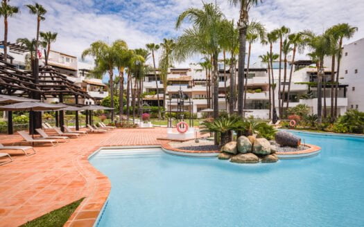 Fully Renovated Apartment on Marbella Golden Mile