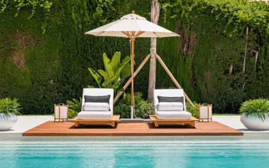 Stunning Frontline Golf Villa in Nueva Andalucía