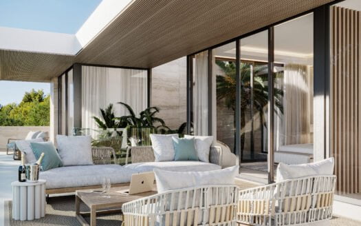 Luxury Villa in El Paraíso Alto