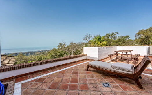 Spectacular Luxury Villa with Sea Views in La Mairena
