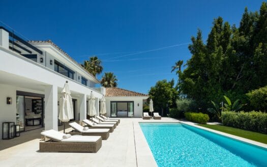 Aurora Vista Residence