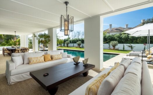 Cascada Paradiso Estate