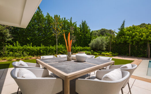 Royal Grove Villas