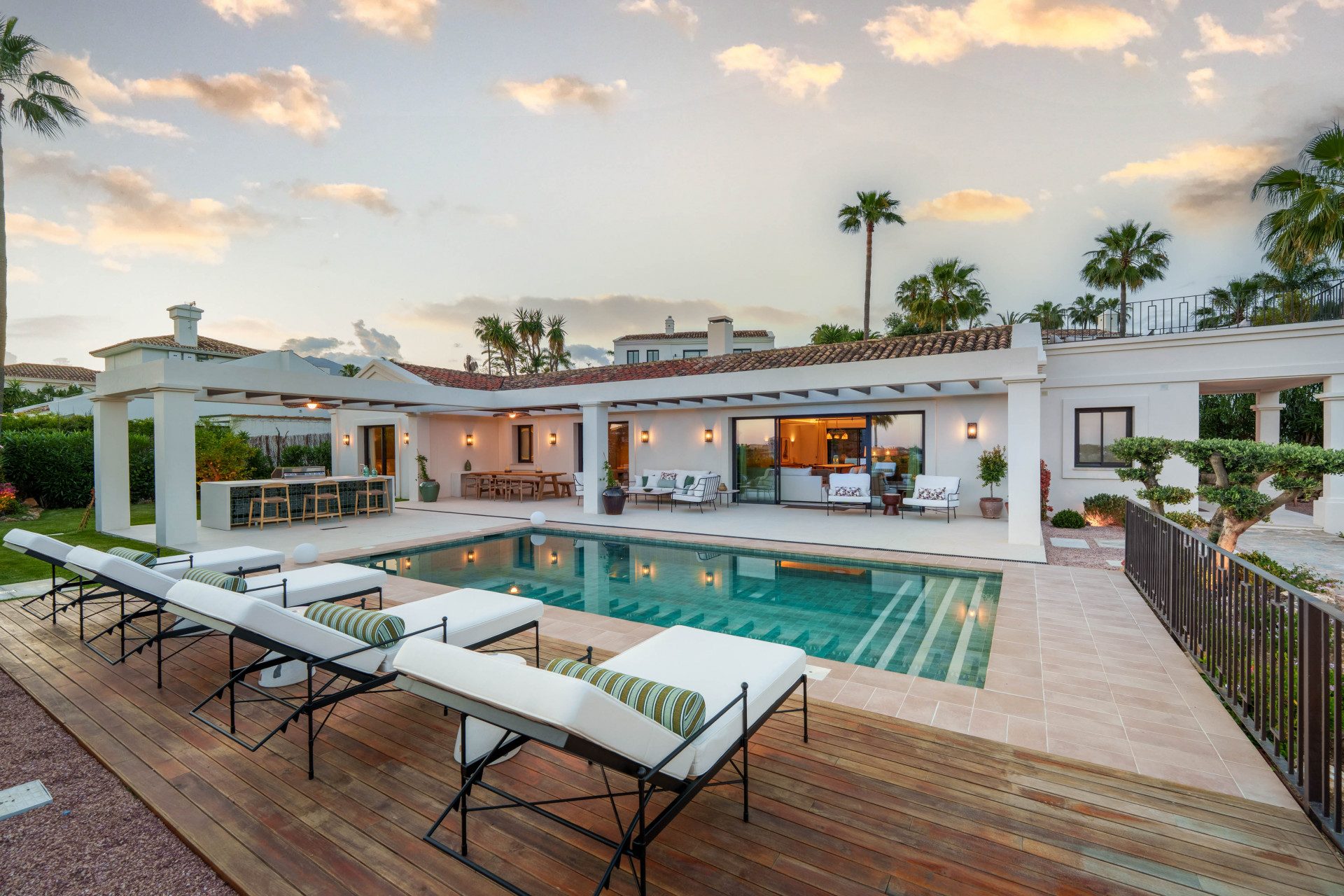 Residencia Dorata — Nueva Andalucía, Marbella