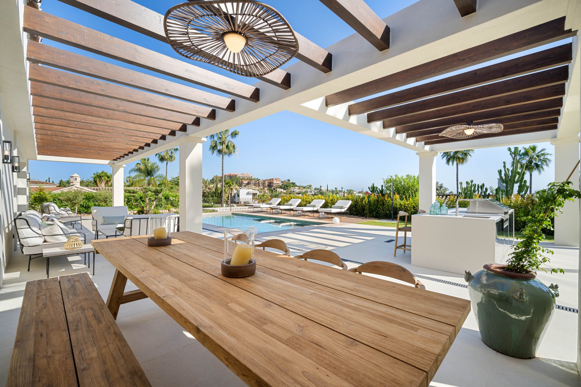 Residencia Dorata — Nueva Andalucía, Marbella