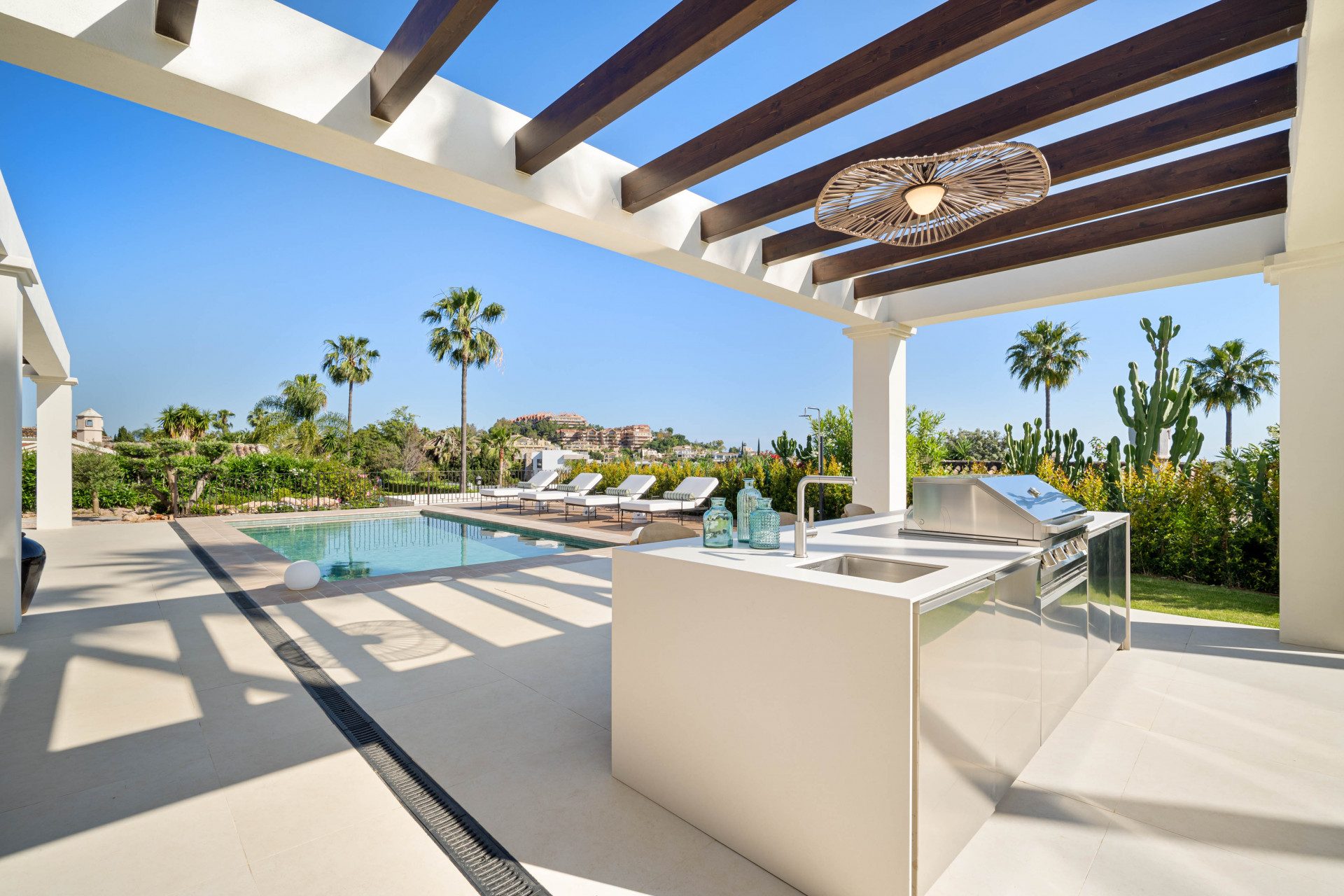 Residencia Dorata — Nueva Andalucía, Marbella