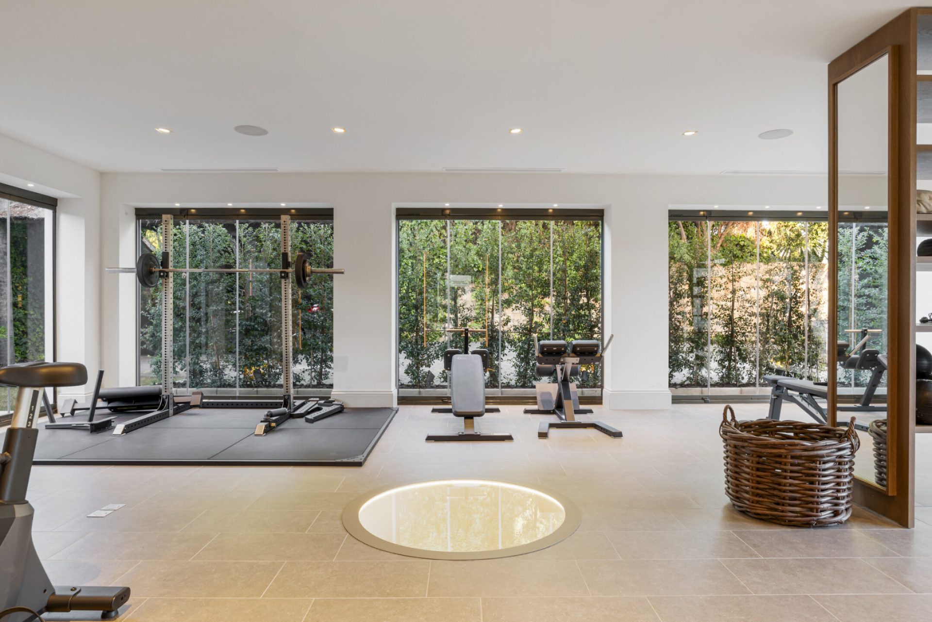 Maison Dorée villa in Nueva Andalucía, Marbella