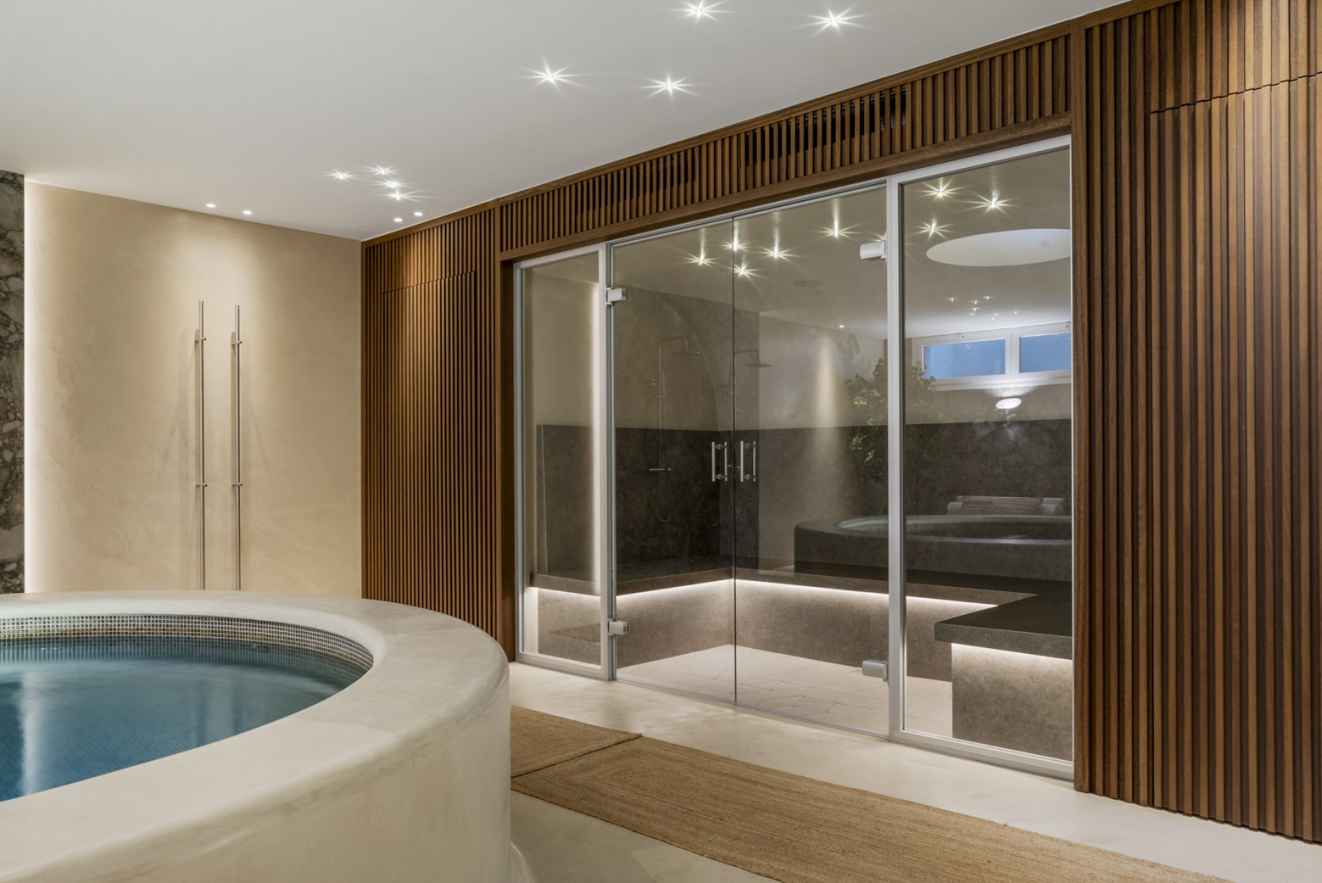 Maison Dorée villa in Nueva Andalucía, Marbella