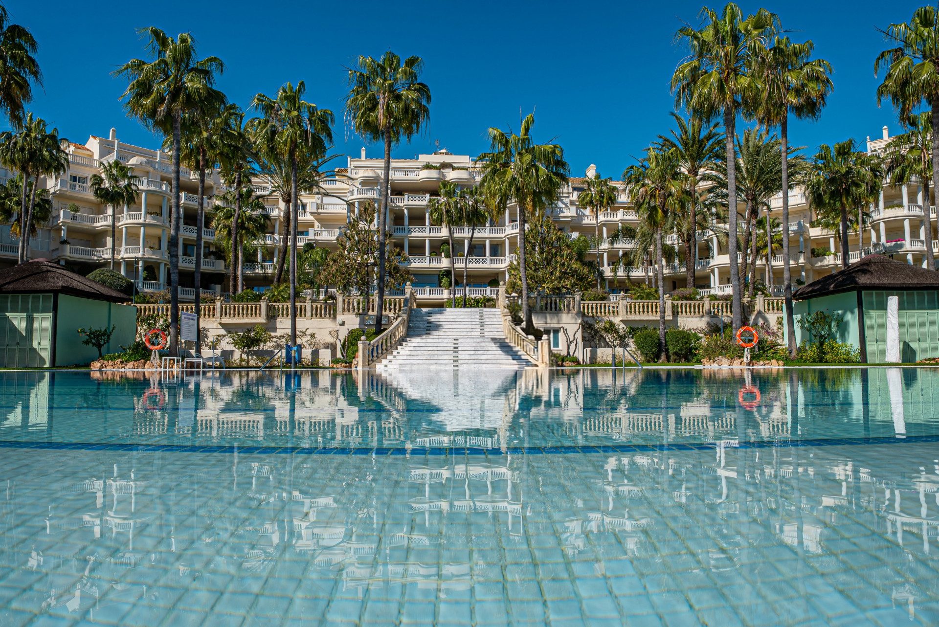 Arena Azul — New Golden Mile, Marbella West