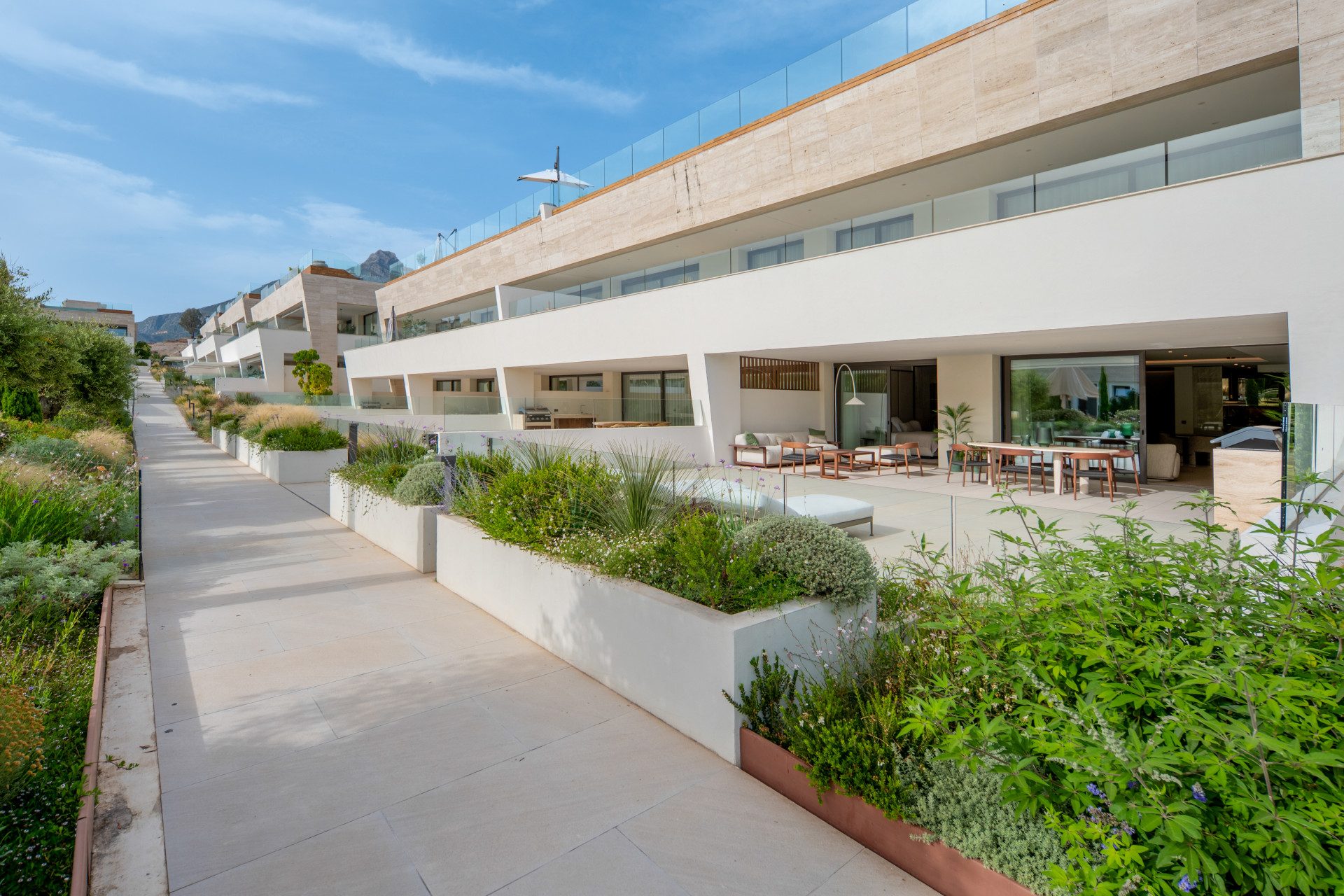 Giardino Lucido — Golden Mile, Marbella