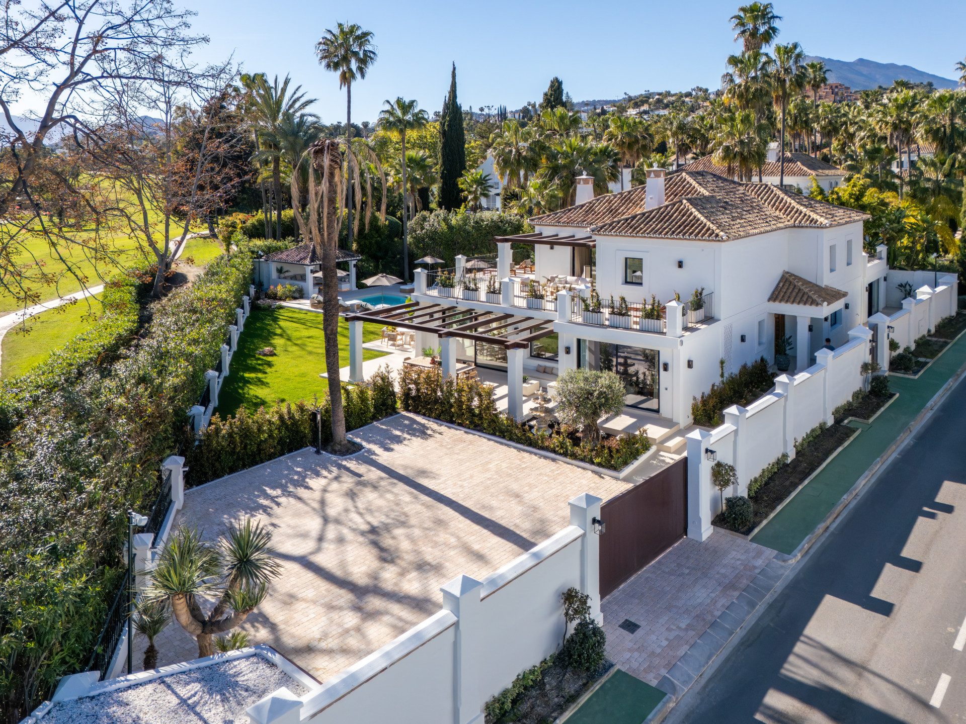 Lune Verte — Nueva Andalucía, Marbella