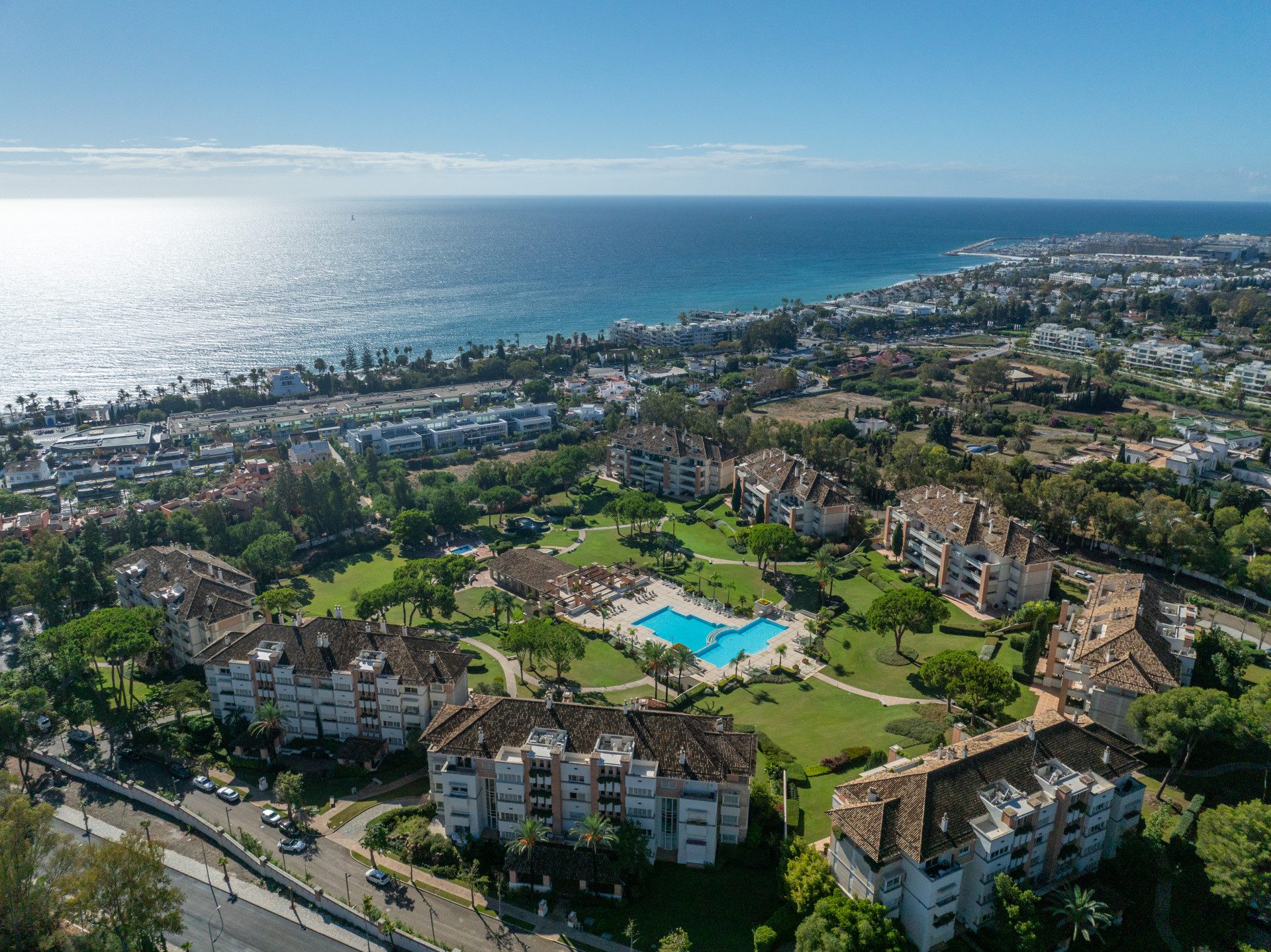 Nácar Marino — Golden Mile, Marbella