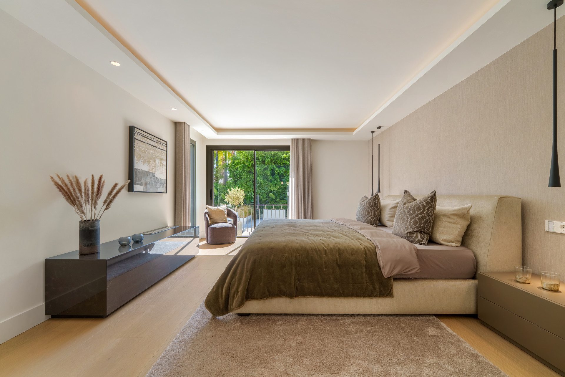 Nordlys Brisa — Nueva Andalucía, Marbella