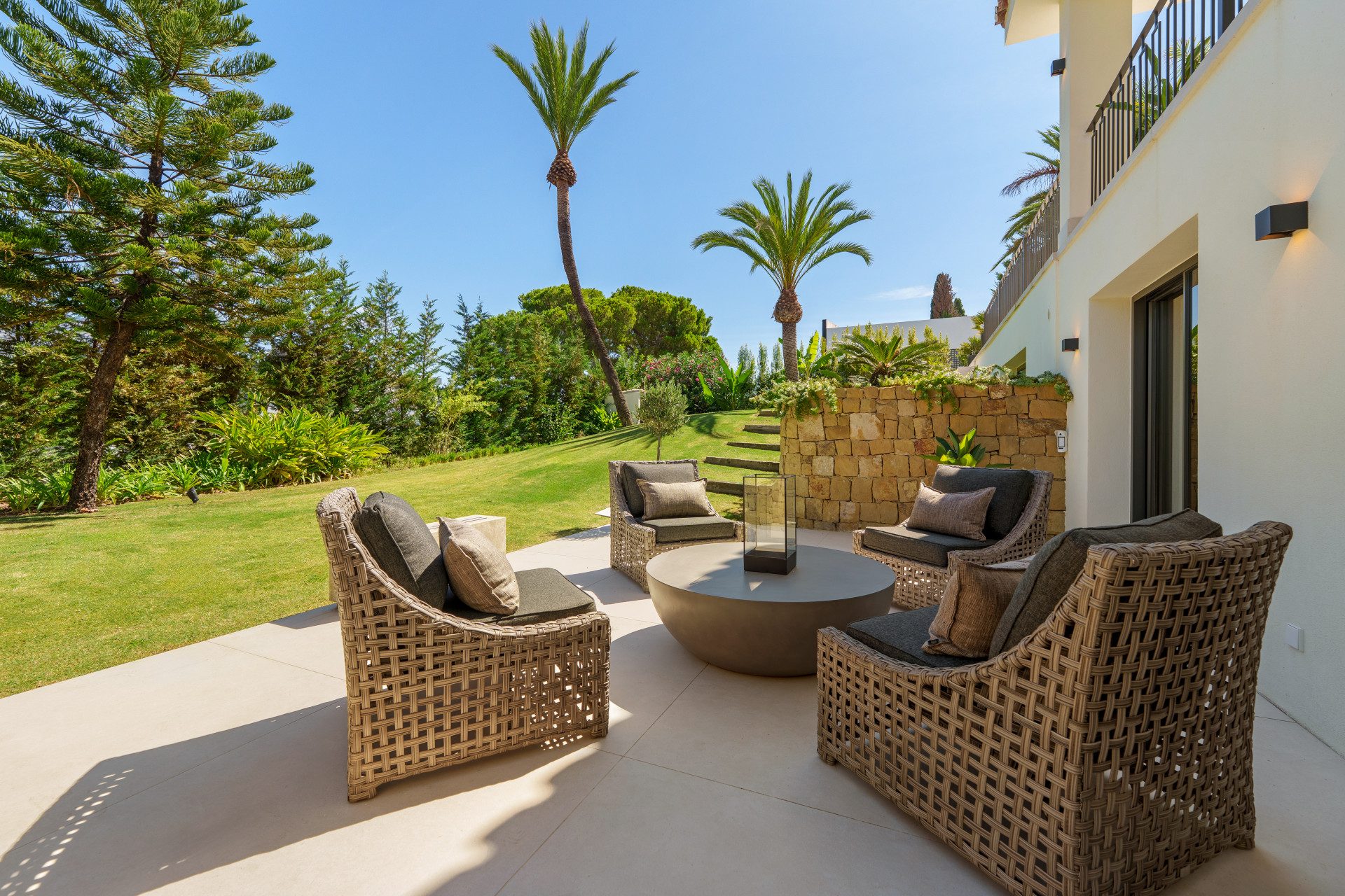 Nordlys Brisa — Nueva Andalucía, Marbella