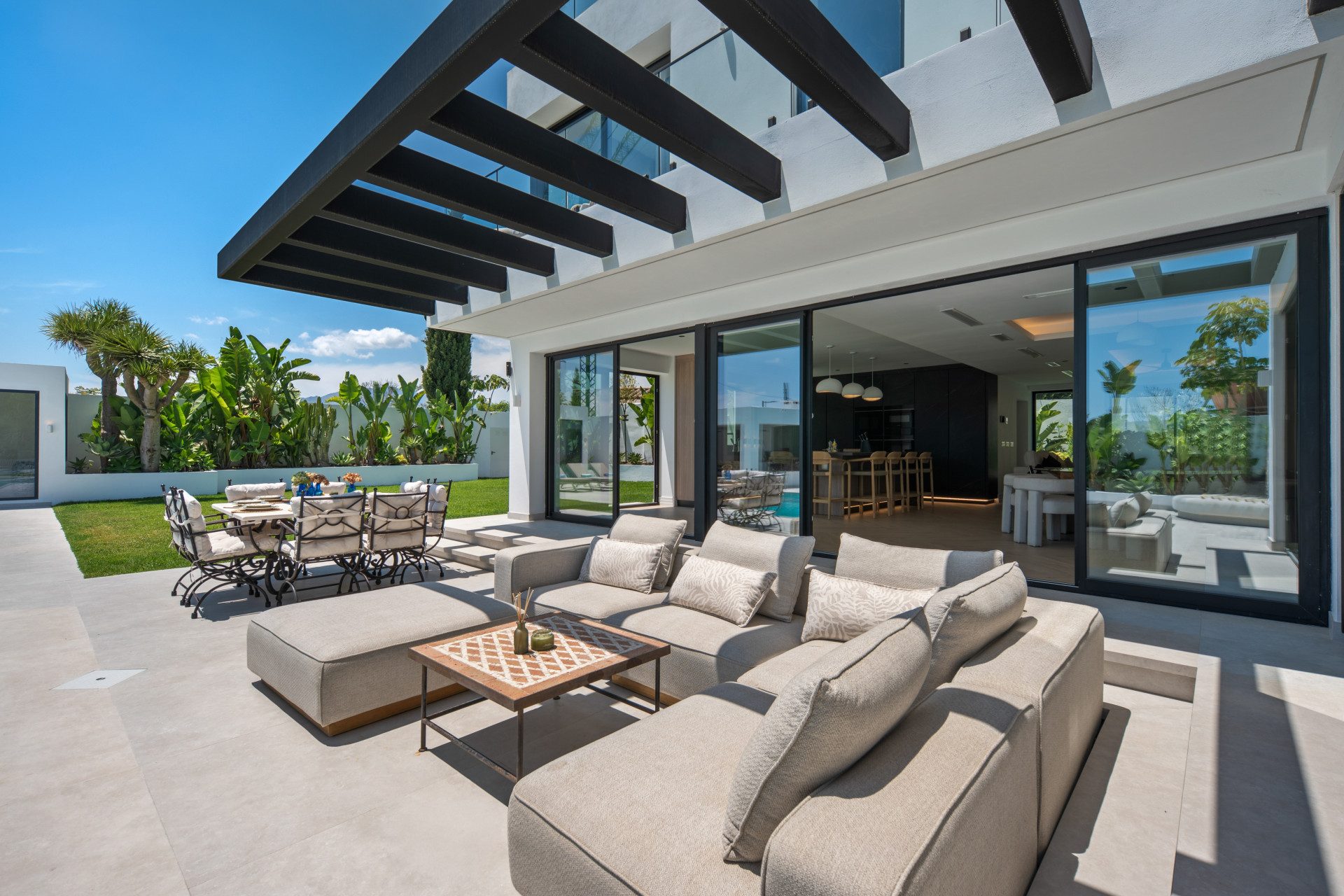 Poniente Claro — New Golden Mile, Marbella West