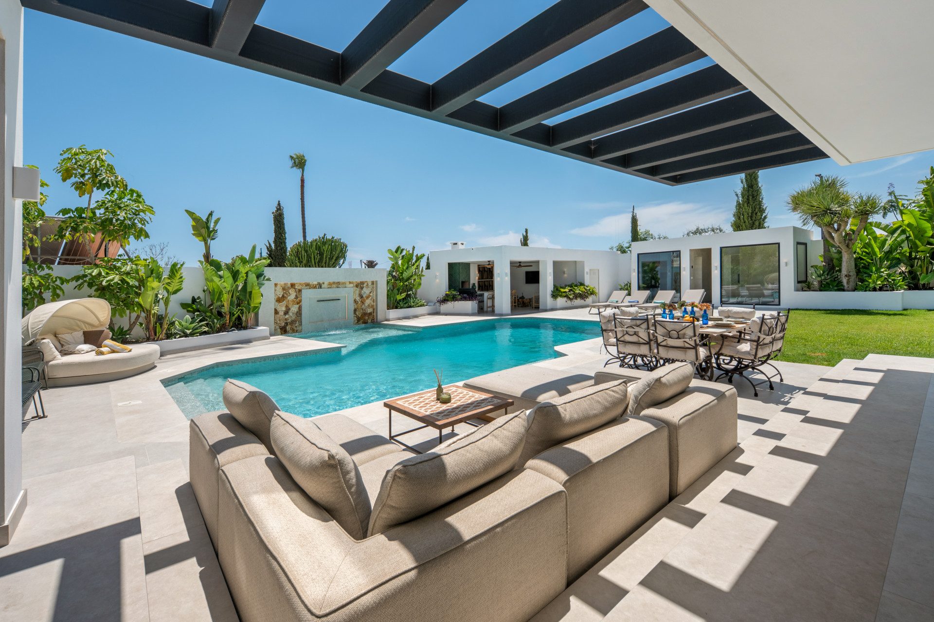Poniente Claro — New Golden Mile, Marbella West