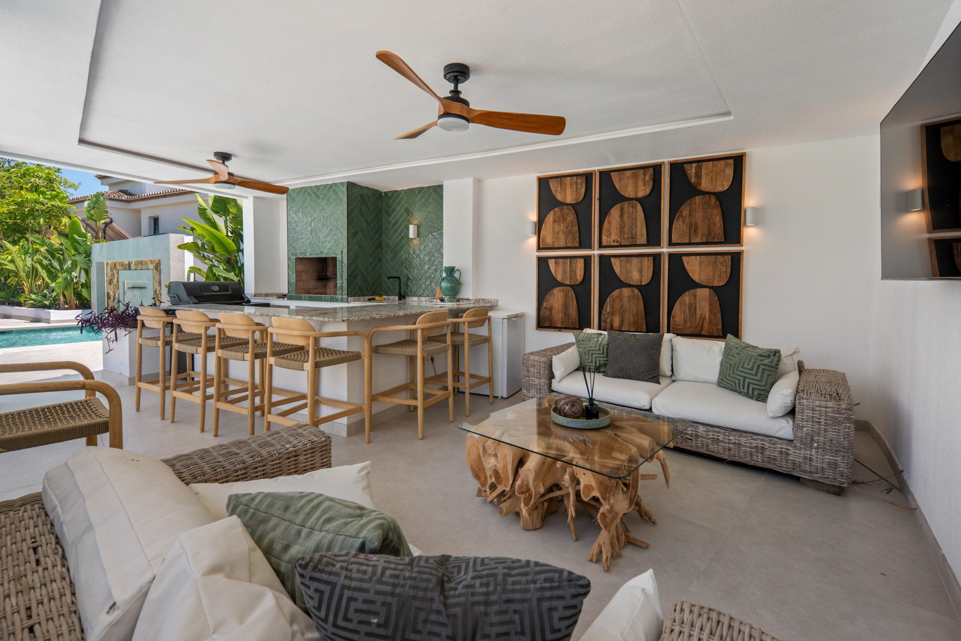 Poniente Claro — New Golden Mile, Marbella West