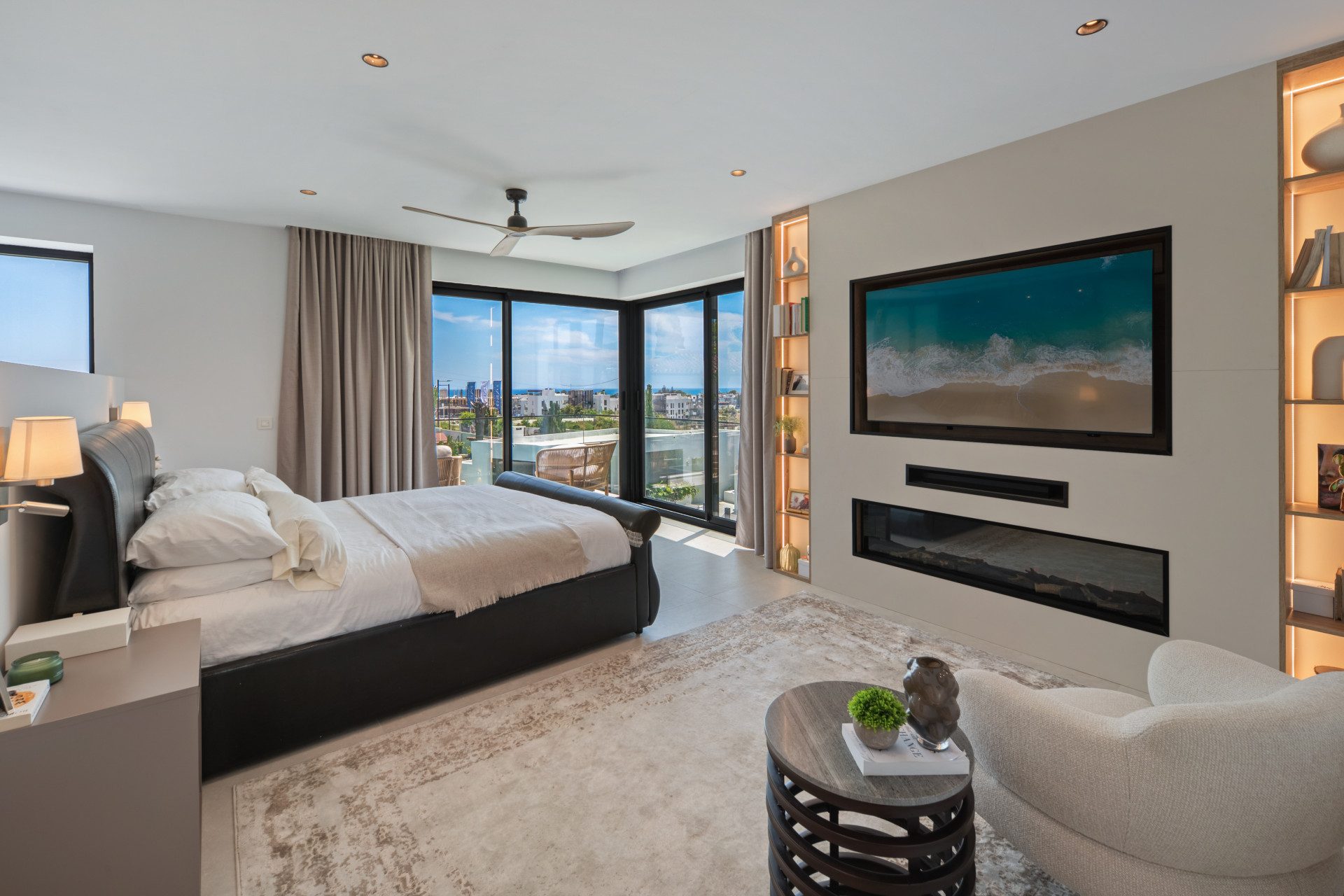 Poniente Claro — New Golden Mile, Marbella West