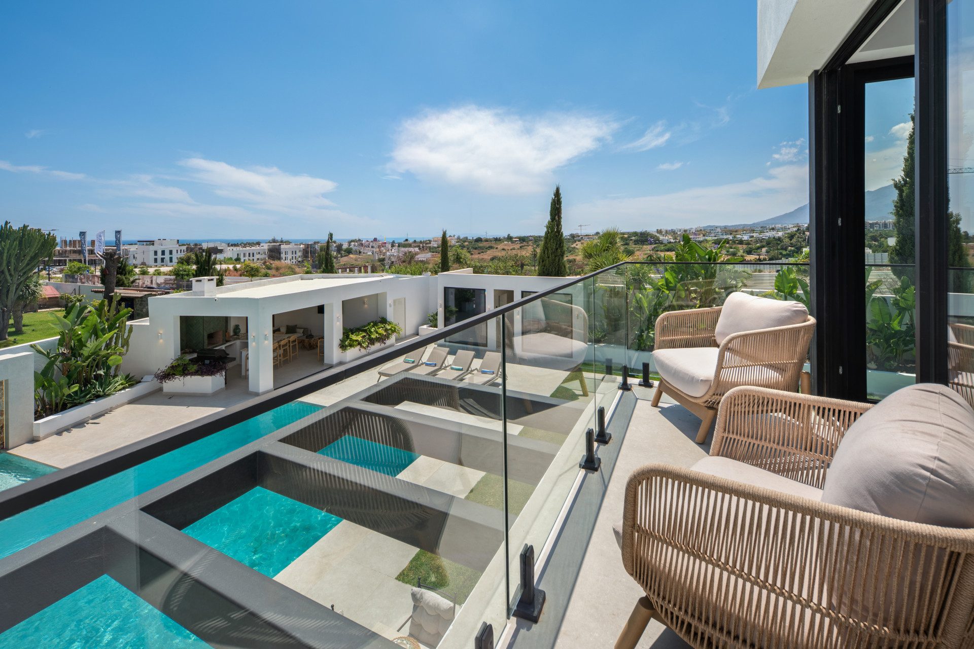 Poniente Claro — New Golden Mile, Marbella West